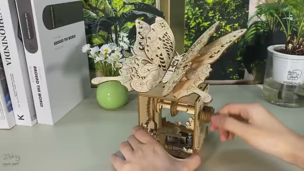 Boîte à Musique Papillon 3D You Are My Sunshine - Puzzle Bois Mécanique